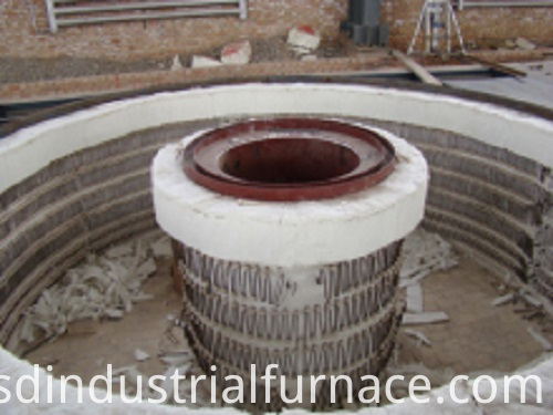 Vertikaler Vakuumofen Vertical Vacuum Furnace